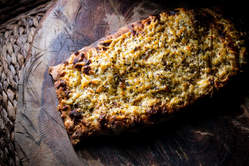 Garlic bread with melted mozzarella cheese starter